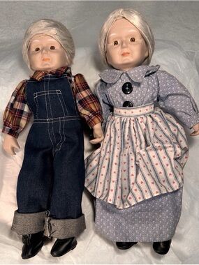 Porcelain Nana & Papa Grandpa & Grandma "The Good Old Days" Doll Collectibles